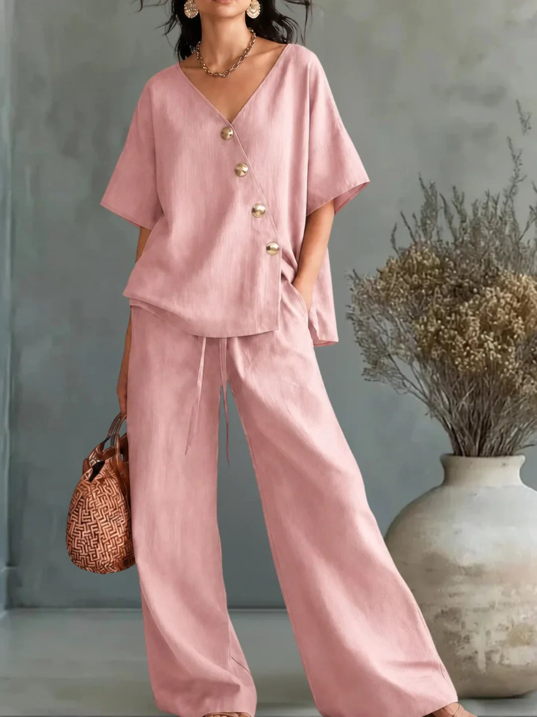 ✨ Greta | Completo con Scollo a V e Bottoni ✨