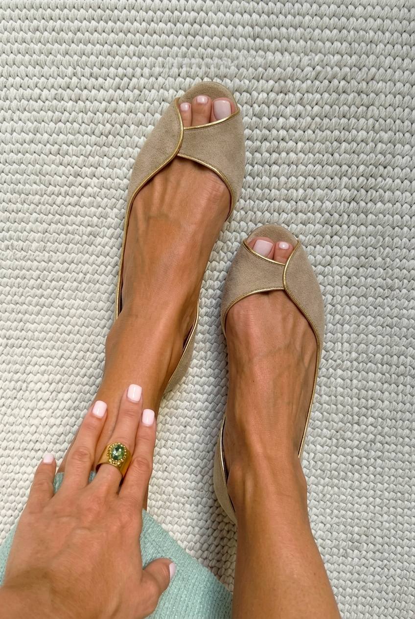 Ballerine punta aperta d'Orsay scamosciate Beige e Oro